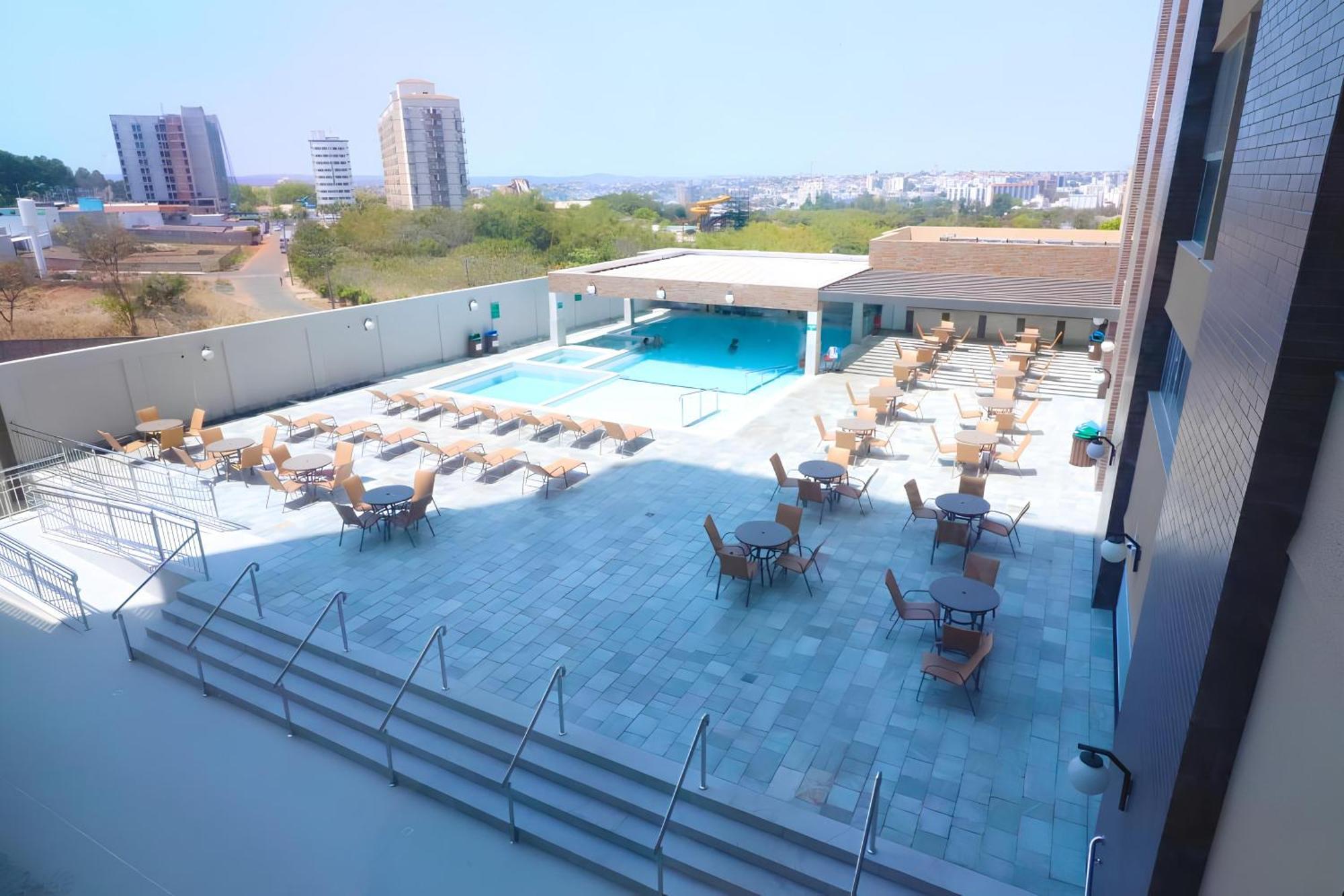 卡达斯诺瓦斯Piazza Diroma Com Acesso Ao Acqua Park公寓 外观 照片
